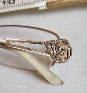 v225- Authentic Valentino Reading Glasses - Image 3