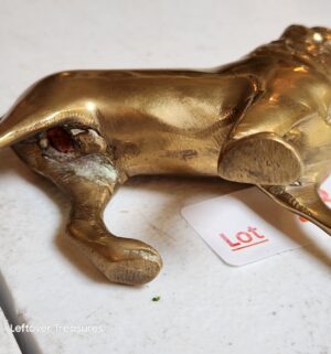 v234- brass lion figurine - Image 3