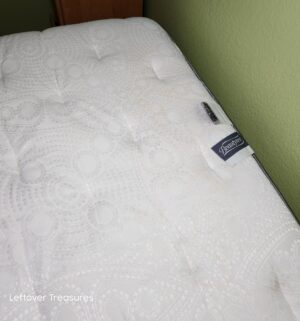 w35- Full Size Beautyrest Mattress Set w/ Frame - Image 4