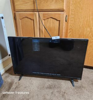w62- Vizio 32 inch TV Monitor. No remote