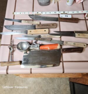 w74- kitchen knives