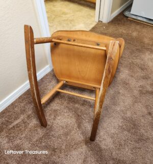 w85- Vintage wooden doll size rocking chair - Image 3