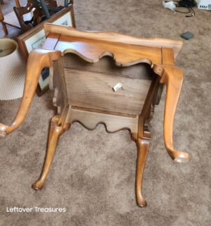 w101- Thomasville Fisher Park End Table - Image 3