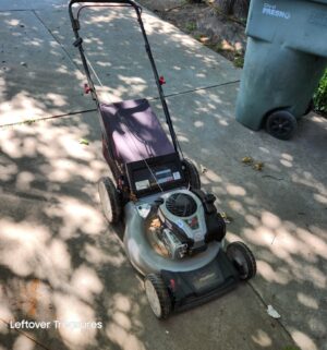 w108- Briggs & Stratton Murray EX550 Lawn Mower. Ran Briefly, then stalled