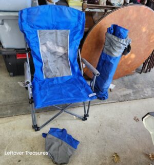 w115- Pair of very nice camping chairs