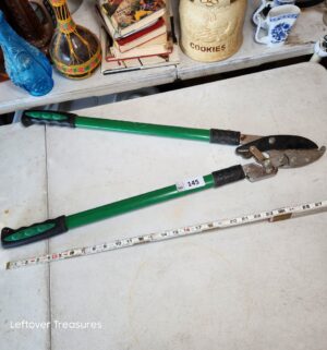 w145- heavy duty lopper