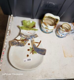 w183- snowman dishes