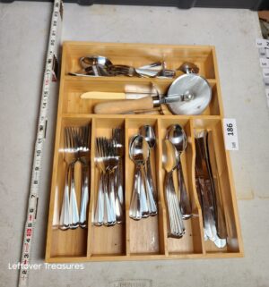 w186- Hamilton Forge stainless flatware
