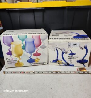 w199- Libbey Martini, Watusi Glasses