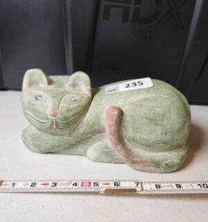 w235- Cat figurine made in Thailand