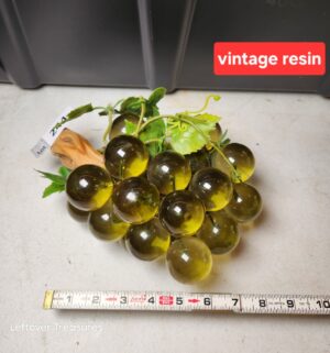 w244- Lucite grape cluster