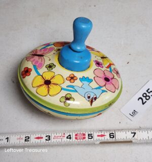 w285- vintage Ohio Art tin litho spinning top