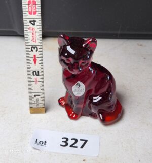 w327- Fenton Art Glass ruby red sitting cat figurine