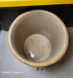 w331- 3-gallon vintage stoneware crock by Marshall Pottery - Image 3