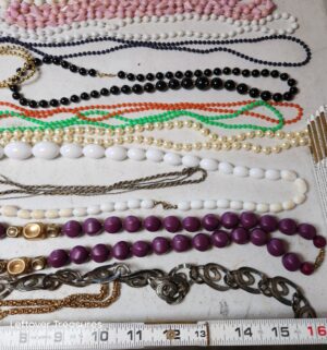 w345- Estate Costume/Fashion Jewelry - Image 5