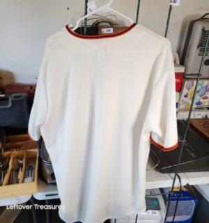 w354- Majestic San Francisco Giants 2010 World Series Champions. Size L - Image 4