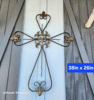 v245- decorative metal fleur-de-lis wall cross