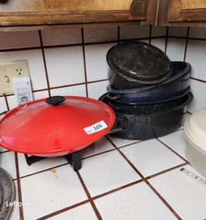 x105- electric wok. Roasters