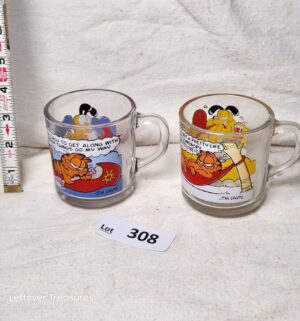 x308- Vintage Garfield Glass Mugs