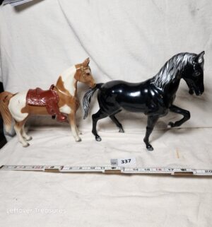 x337- vintage Hartland plastic horses