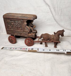 x356- vintage Hubley cast iron U.S. Mail wagon toy