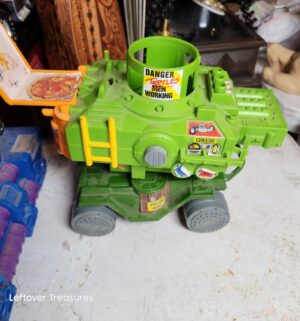 x385- HUGE Vintage Teenage Mutant Ninja Turtle Action Figure Collection - Image 11