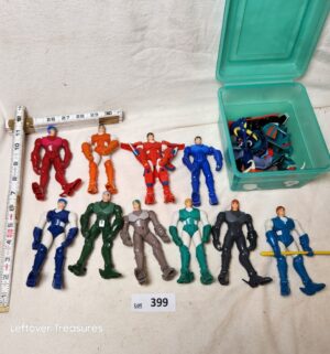 x399- 1995 Playmates Ronin Warriors action figures.