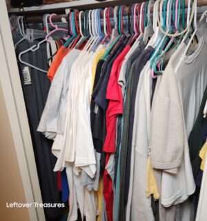 x420- Contents of Both Master Closets. Womens Clothing. Size XL, L. Shoes: 8-9 - Image 3