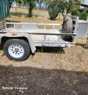 x422- (See Video) Aluma Cargo Trailer w/ tool box. Sold w/ Bill of Sale. Lights work 2 inch ball - Image 11