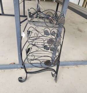 y7- 3-tier folding plant stand - Image 3