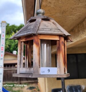 y9- Cedar Gazebo Bird Feeder