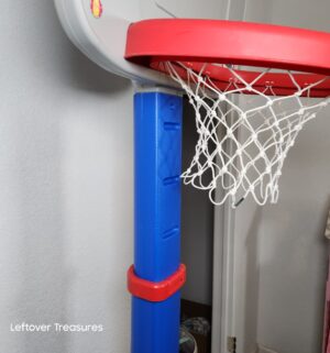 y29- Little Tikes TotSports Easy Score Basketball Set - Image 3