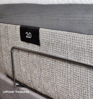 y37- Kingsdown Series 8000. King Mattress 76x80. Mattress ONLY. NO BASE. 1 Side is Plush, 1 Side is FIRM - Image 3