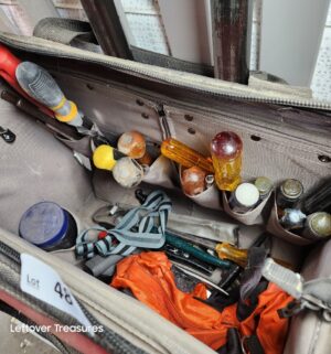 y48- Husky Rolling Tool Bag - Image 3