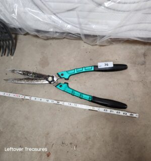 y76- Green Thumb hedge shears - Image 1
