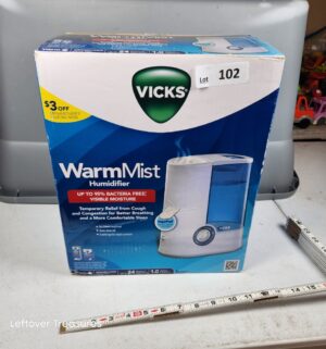 y102- Vicks WarmMist Humidifier - Image 1