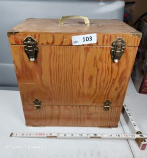 y103- vintage wooden storage box - Image 1