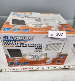 y107- Sunforce 100 LED Solar Motion Light - Image 1