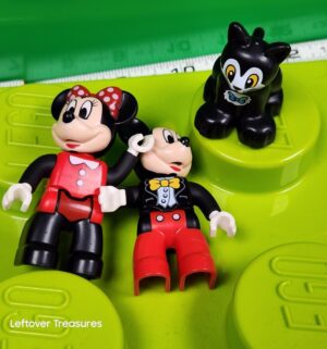 y121- Legos - Image 2