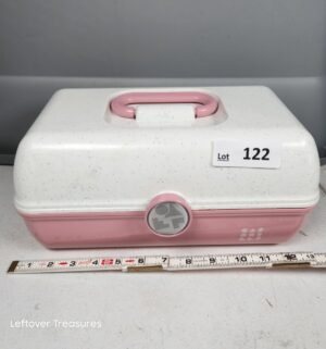 y122- Kids makeup box w/ accessories - Image 1
