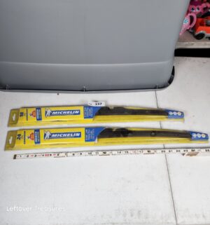 y137- Michelin Wipers 1 is open - Image 1