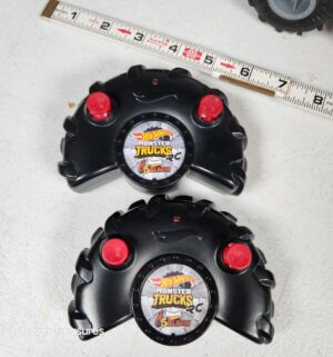 y156- Hot Wheels Monster Trucks 5-Alarm remote control vehicles in 1:24 scale - Image 2