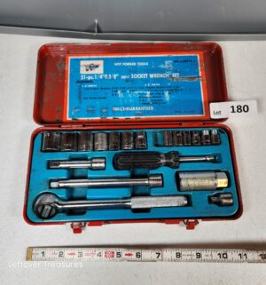y180- Vintage Socket Wrench Set - Image 1