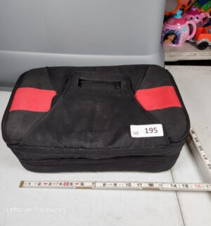 y195- Pyrex Portables insulated food carrier bag - Image 1