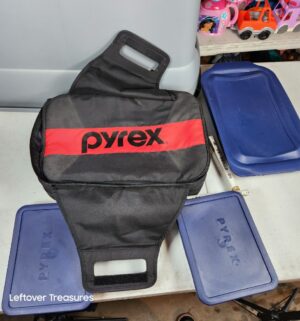 y195- Pyrex Portables insulated food carrier bag - Image 2