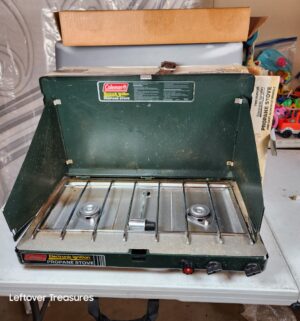 y210- Coleman Propane two burner stove. No griddle - Image 2