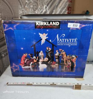 y212- Kirkland Nativite Set. Appears complete - Image 1