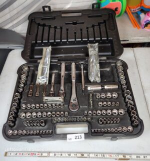 y213- large craftsman stocket set - Image 1
