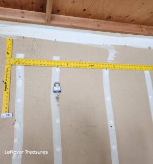 y221- Empire Drywall T square 48 inch - Image 1