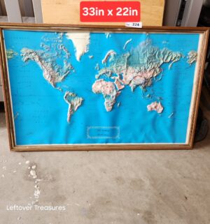 y224- The World vintage 3D raised relief map 1984 Kistler Graphics - Image 1